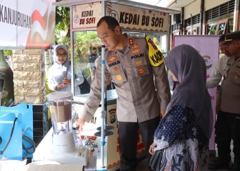Polres Malang Kembali Salurkan Modal dan Pengembangan UMKM untuk Keluarga Korban Kanjuruhan