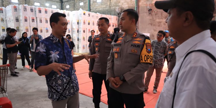 Pastikan Logistik Pemilu Aman, Kapolres Kediri Kota Cek Gudang KPU