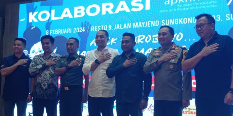 Ajak Warga Sukseskan Pemilu, Polrestabes Surabaya Bersama Apkrindo Sosialisasi Program Maknyos MakBleG