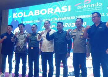 Ajak Warga Sukseskan Pemilu, Polrestabes Surabaya Bersama Apkrindo Sosialisasi Program Maknyos MakBleG