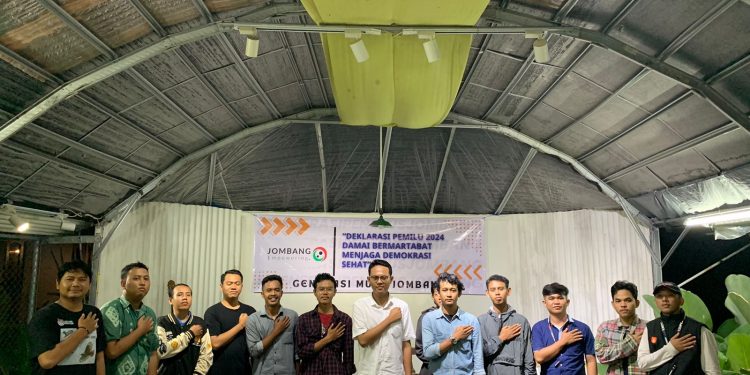 Ketua GMNI dan Ketua HMI serta Ketua Jombang Empowering Jombang Deklarasi Pemilu Damai dan bermartabat