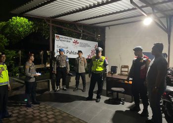 Antisipasi Kamtibmas Malam Hari, Polres Tabanan Laksanakan Blue Light Patrol dan Giat Yustisi Gabungan Tiga Pilar