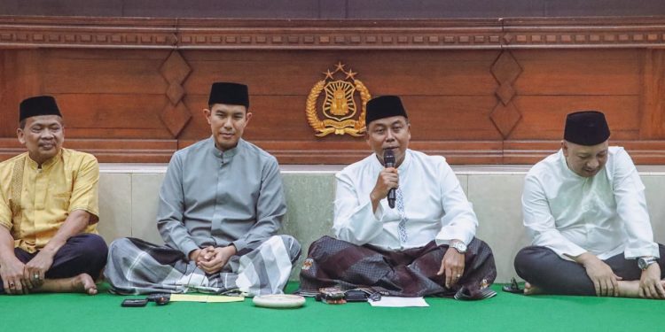 Harmoni Menuju Pemilu 2024: Liwetan Kebangsaan dan Doa Bersama di Mapolres Jombang