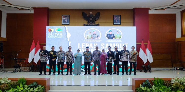 Kodim 0808/Blitar, Gelar Acara Lepas Sambut Dandim 0808 Di Balai Kota Koesoemo Wicitra Kota Blitar