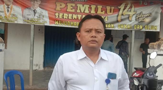 Hermawan Ketua LPAKN RI PROJAMIN Menyayangkan Kotak Suara Yang Rusak Segel Nya Di Kecamatan Way Khilau