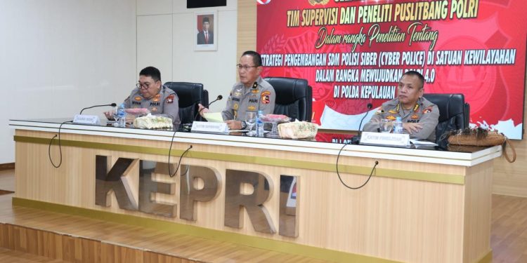Kapolres Blitar Kota Patroli dan Monitoring Rekapitulasi Penghitungan Perolehan Suara Pemilu di PPK
