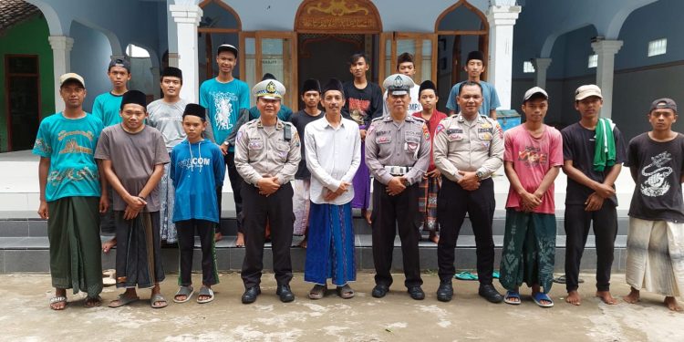 Optimalkan Giat Dikmas Lantas Sat Lantas Polres Kediri Ajak Masyarakat Tertib Berlalu Lintas
