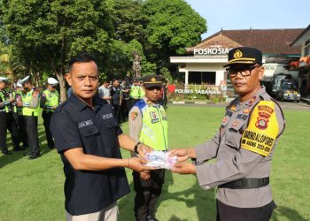 Kasatgas Preemtif Pimpin Apel Personil OMB tahap Rekap Hitung ” Monitor Setiap Perkembangan Kamtibmas “.
