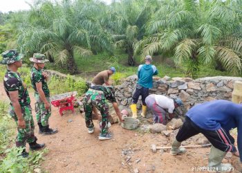 Satgas TMMD Kodim 0426/Tulang Bawang, Soliditas dalam Pembangunan Tanggul Jembatan