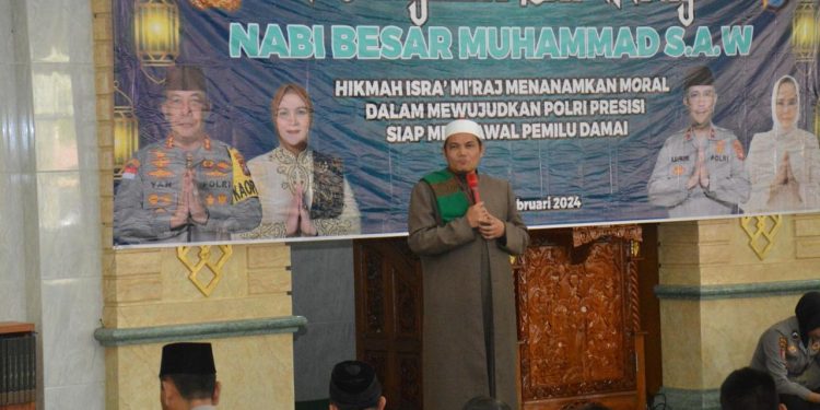 POLDA KEPRI GELAR PERINGATAN ISRA’ MI’RAJ NABI MUHAMMAD SAW TAHUN 1445 H/ 2024 M