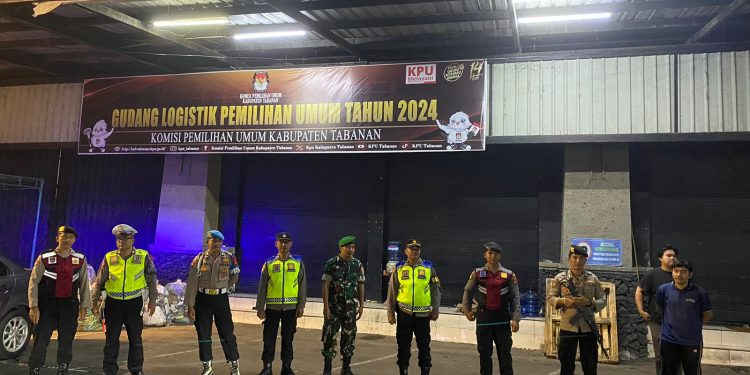 Cegah Gangguan Kamtibmas, Polres Tabanan Rutin Gelar Blue Light Patrol Gabungan Tiga Pilar