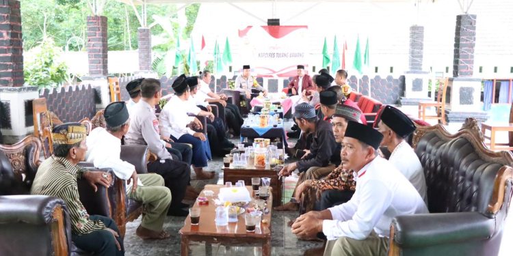 Gelar Silaturahmi Kamtibmas ke Ponpes, AKBP James Sampaikan Pesan Ini
