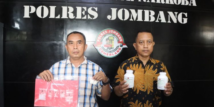 Tiga Bersaudara di Jombang Dibekuk Polisi, Saat Pesta Narkoba