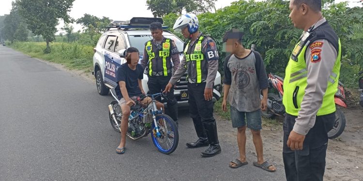 Respon Cepat Informasi Warga Unit BM Sat Lantas Polres Kediri amankan Pelaku Balap Liar