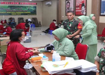 Sambut HUT Ke-78 Persit KCK Tahun 2024, Kodim 0808/Blitar Gelar Bakti Sosial Donor Darah