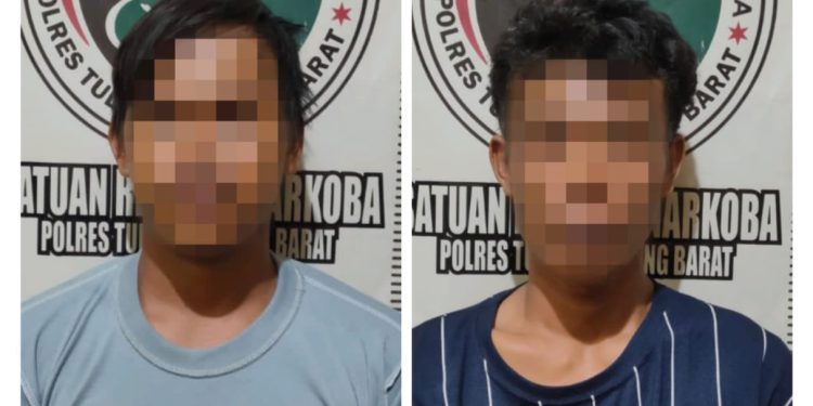 Polisi gerebek dua orang pemuda di Tulang Bawang Barat saat pesta sabu disebuah bangunan Kosong.