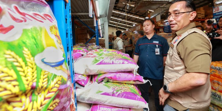 Tim Satgas Pangan Polda Jatim Himbau Masyarakat Tidak Panik, Stok Beras di Jawa Timur Cukup