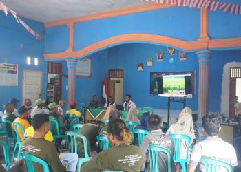 Kolaborasi Kodim 0426/Tulang Bawang dan Dinas Pertanian Kabupaten Mesuji dalam Penyuluhan Pertanian di TMMD Ke-119