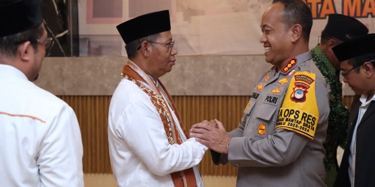 Bertempat di Aula Mappoddang, Kapolrestabes Makassar Laksanakan Giat Silaturahmi Menyambut Ramadhan
