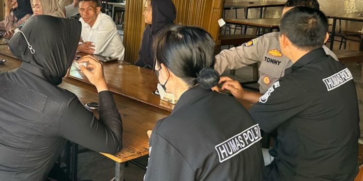 Bidhumas Polda Kalbar Mengajak Awak Media Perangi Berita Hoax