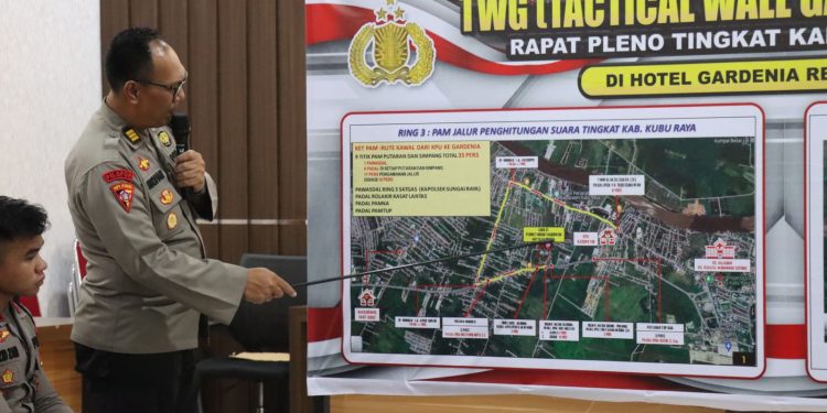Tactical Wall Game Strategi, Upaya Polres Kubu Raya Amankan Rapat Pleno Terbuka di Tingkat Kabupaten