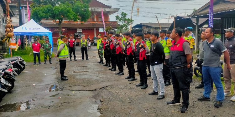 Kolaborasi Polres Tabanan dan Polsek Marga Berikan Pengamanan Konser Musik diGrebek Banjar