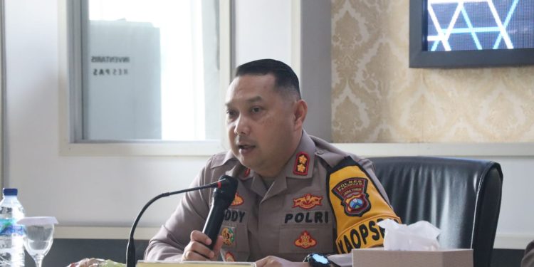 Tingkatkan Kamtibmas, Kapolres Pasuruan Berikan Pembinaan Kemampuan Kepada Kasat Kamling