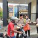 Berbagi Takzil Gratis Kasat Lantas Polres Kediri Dengan Berbagi Hidup Menjadi Lebih Berarti