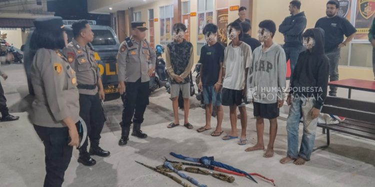 Berpose Dengan Sajam di Medsos, 2 ABH Diamankan Polisi