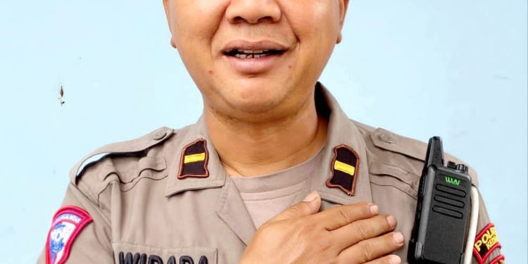 Cuaca Ekstrem Curah Hujan Tinggi Kanit Kamsel Satlantas Polres Kediri Himbau Hati- Hati Dalam Berkendara