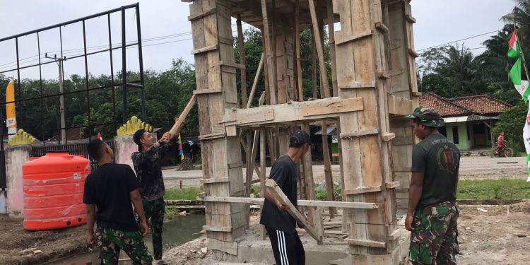 Pembangunan Sumur Bor Air Bersih Di desa Sungai Badak TMMD Kodim 0426 Tulang Bawang Memasuki Tahap Penyelesaian