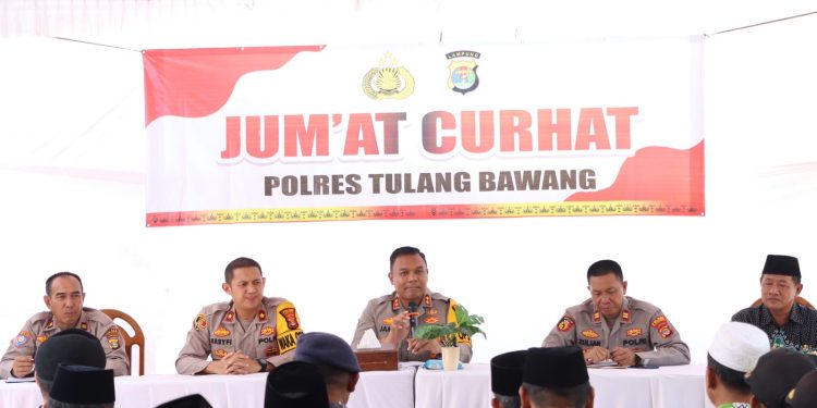 Gelar Jum’at Curhat, AKBP James Sebarkan Nomor Hotline dan Ajak Warga Menjadi Polisi Bagi Diri Sendiri