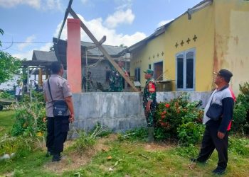 Koramil 426-02/Menggala Gerak Cepat Bantu warga Korban Angin Puting Beliung