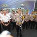 Kapolda Jatim Berangkatkan 50.789 Paket Bantuan Kemanusiaan untuk Warga Terdampak Banjir di Jawa Tengah