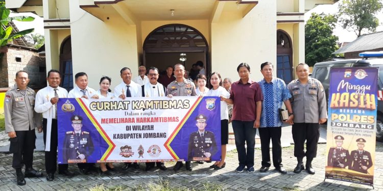 Polres Jombang Gelar Minggu Kasih dengan Jemaat GKJW Capas Ploso Pasamuan Jombang