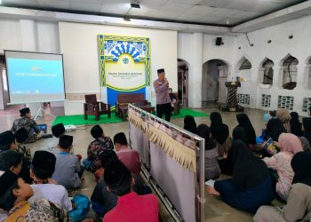 Polsek Mojoroto Gelar Sosialisasi Pencegahan Bullying di Ponpes Kedunglo Al Munadhdhoroh Kota Kediri