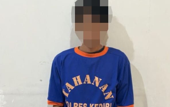 Satresnarkoba Polres Kediri Amankan Pengedar Ribuan Pil Dobel L dan Sabu-Sabu Asal Pare