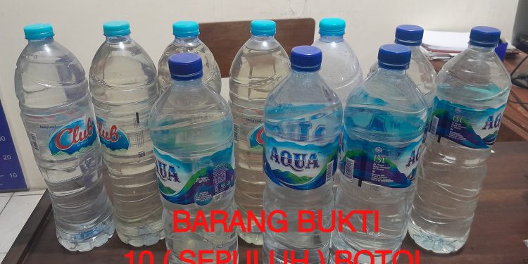 Opsnal Reskrim Polsek Mojoroto Amankan Penjual Minuman Keras Tanpa Ijin Dalam Operasi Pekat Semeru 2024