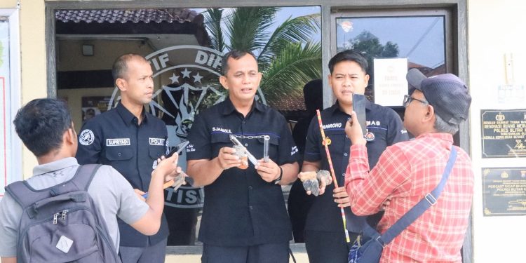Cegah Perang Sarung Berulang, Polres Blitar Kota Lakukan Pembinaan