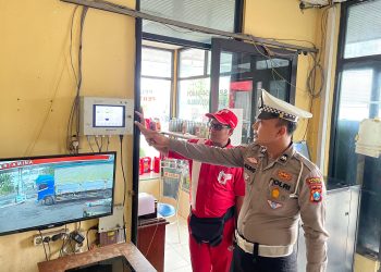 Polres Blitar Kota Cek SPBU Hindari Kecurangan Bensin Campur Air