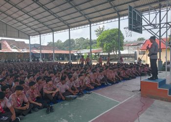 Kapolsek Kandangan Kunjungi Sekolah Imbau Pelajar Tak Bermain Petasan di Bulan Ramadhan