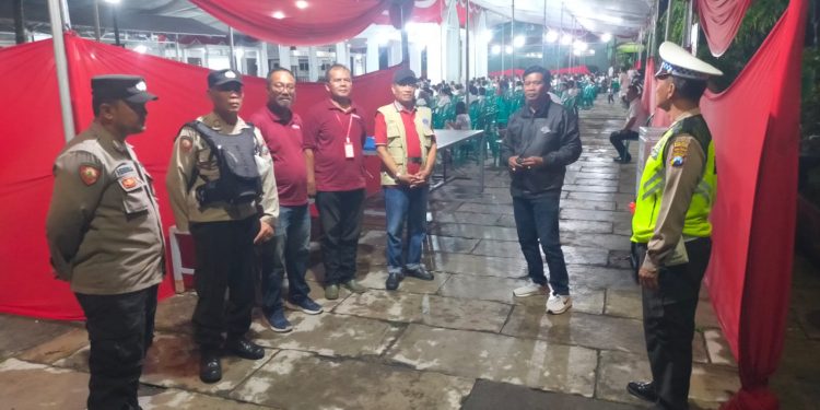 Rangkaian Ibadat Jumat Agung di Wilayah Hukum Polsek Mojoroto Berlangsung Aman dan Khidmat