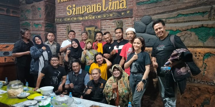 Buka Bersama Media Mitra Satlantas Polres Kediri Siap Bantu Polri Sosialisasikan Oprasi Ketupat 2024 