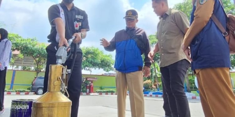 Jelang Mudik ,Team Gabungan Polres Kediri Kota Sidak SPBU Periksa Takaran dan Pastikan Stok BBM Aman