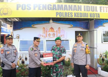 Kapolres Kediri Kota Bersama Karumkit Bhayangkara Tinjau Pos Pam dan Pos Yan Pastikan Kesehatan Personel