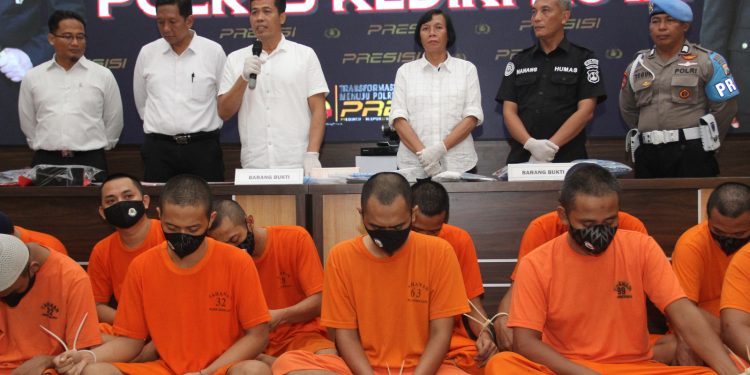 Berantas Segala Bentuk Penyakit Masyarakat, Polres Kediri Kota Berhasil Amankan Pelaku Judi Hingga Prostitusi