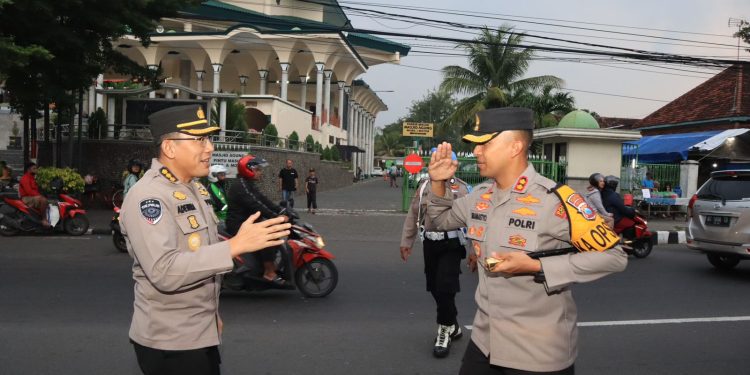 Pengecekan Ops Ketupat Semeru 2024 oleh Pamatwil Polres Kediri Kota dari Polda Jawa Timur