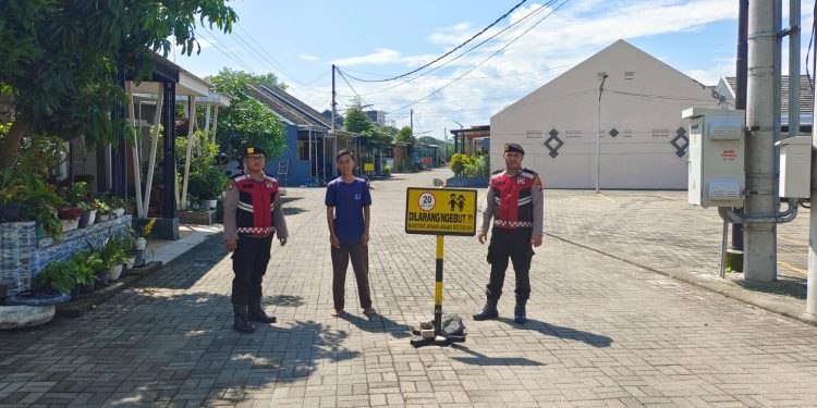 Polres Bondowoso Terjunkan Personel Patroli Rumah Kosong pada Operasi Ketupat Semeru 2024