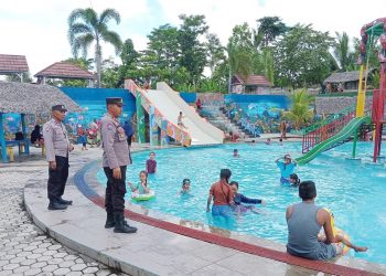 Satbinmas Polres Tulang Bawang Berikan Imbauan Kamtibmas Kepada Pengunjung di Dua Lokasi Rekreasi Pada H+2 Lebaran 2024