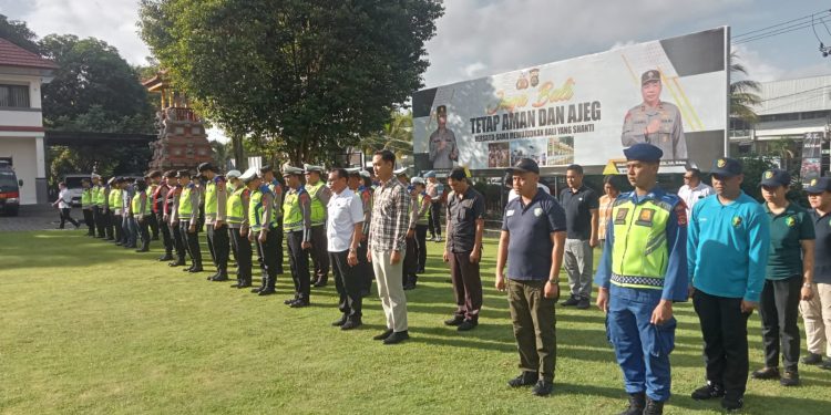 Ka Anev Pimpin Apel Operasi Ketupat Agung-2024 dalam rangka Pengamanan Hari Raya Idul Fitri 1445 H.